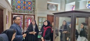 امروز به همت کانون بسیج اساتید و با همکاری واحد امورفرهنگی و انجمن علمی معماری صورت گرفت؛
بازدید علمی و فرهنگی استادان و کارکنان آموزشکده فنی و حرفه ای دختران بوشهر از بافت تاریخی بوشهر 7