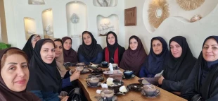 امروز به همت کانون بسیج اساتید و با همکاری واحد امورفرهنگی و انجمن علمی معماری صورت گرفت؛
بازدید علمی و فرهنگی استادان و کارکنان آموزشکده فنی و حرفه ای دختران بوشهر از بافت تاریخی بوشهر 9