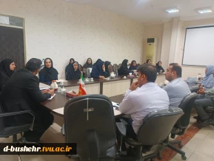 نشست صمیمی کارکنان آموزشکده‌های ملی مهارت استان بوشهر با رئیس دانشگاه ملی مهارت واحد استانی بوشهر و انتخاب اعضای شورای صنفی برگزار شد 3